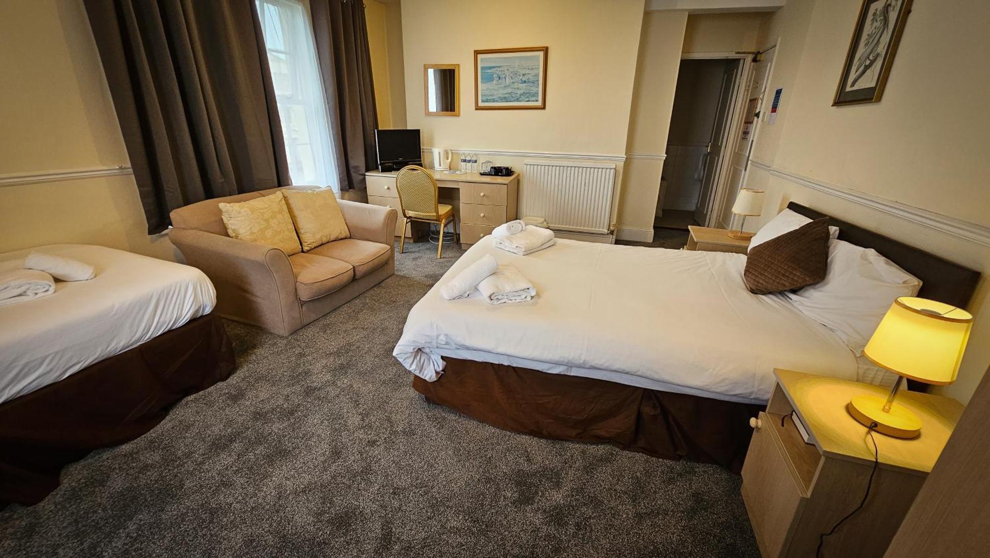 Nelson Hotel Great Yarmouth Bagian luar foto