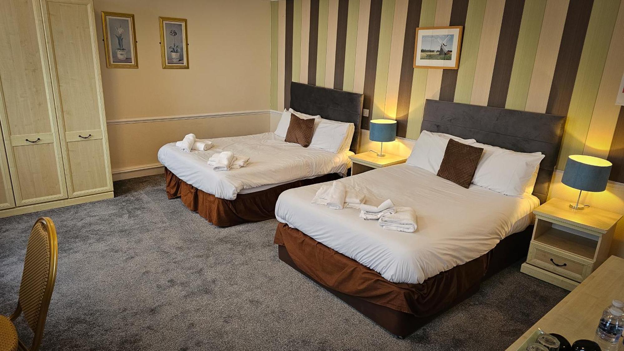 Nelson Hotel Great Yarmouth Bagian luar foto